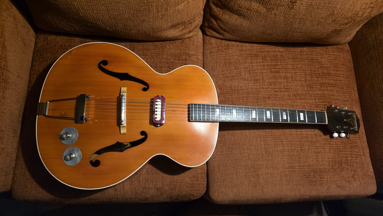 Fully restored 1943 Epiphone Zephyr archtop guitar